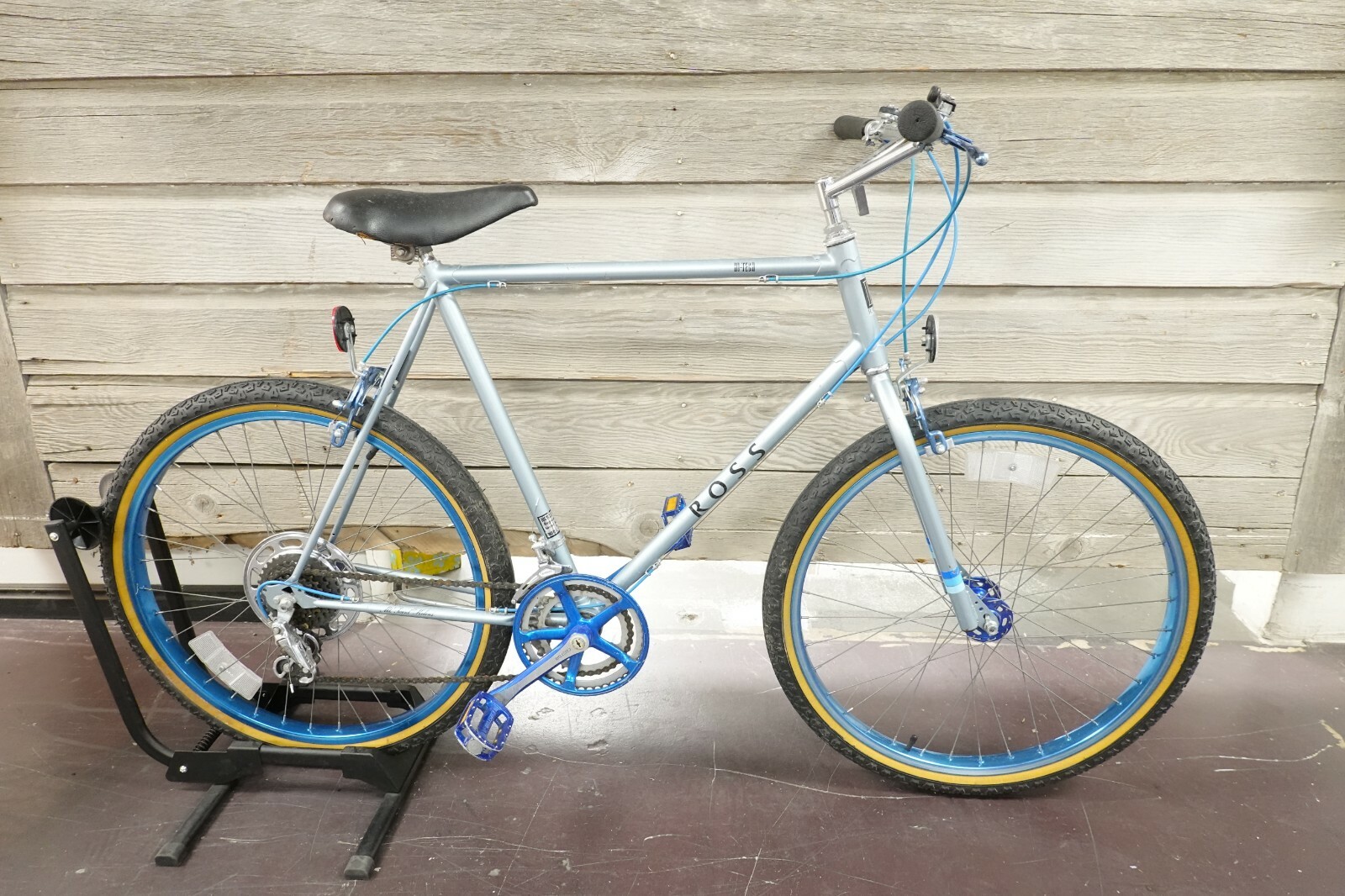Vintage Old School Ross Hi-Tech 23” Bmx Cruiser 26
