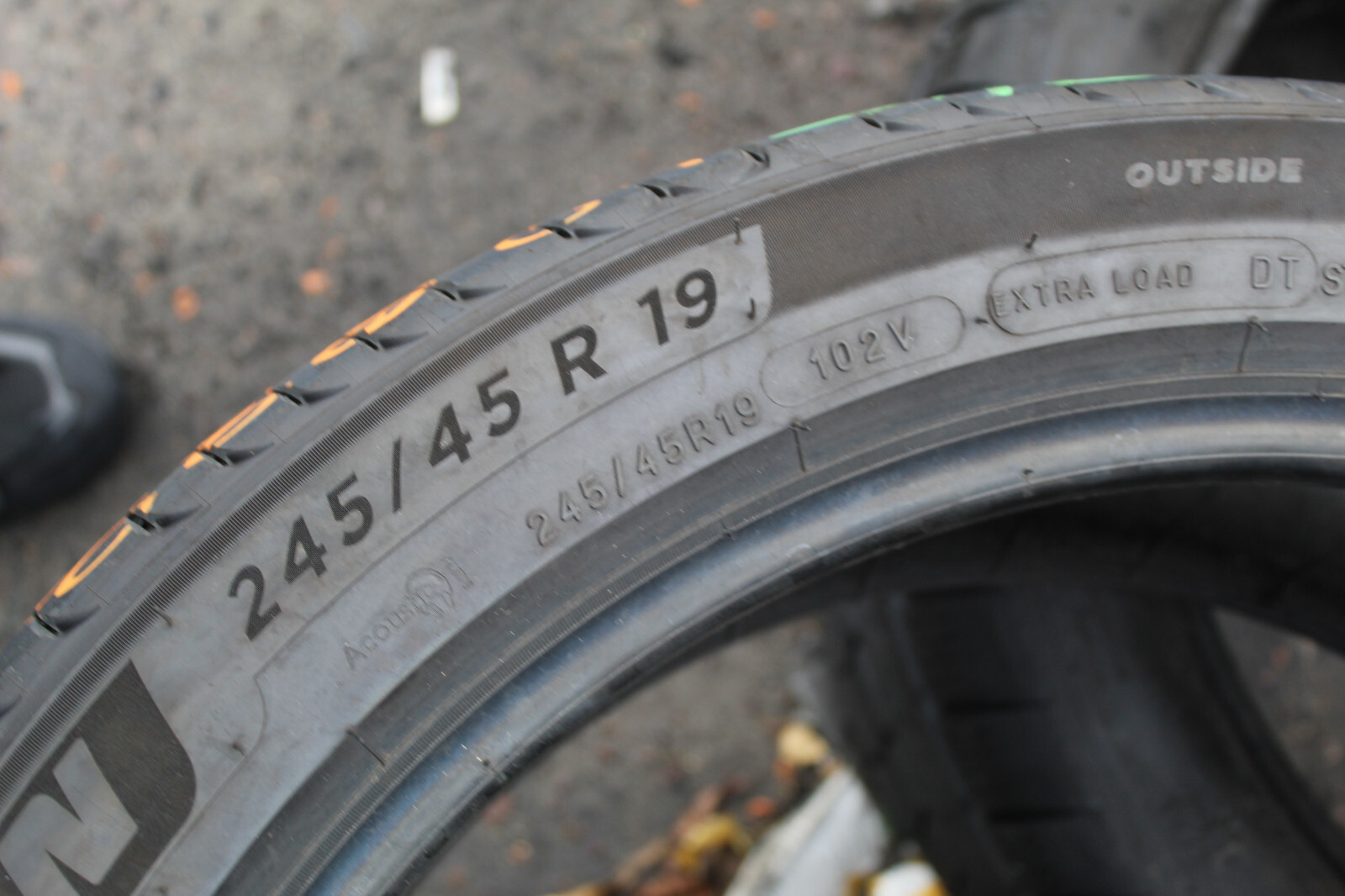 245 45 19 Michelin, POL, XL, 102V, x1 Single Tyre 6.2mm (F1_tyres) L2832