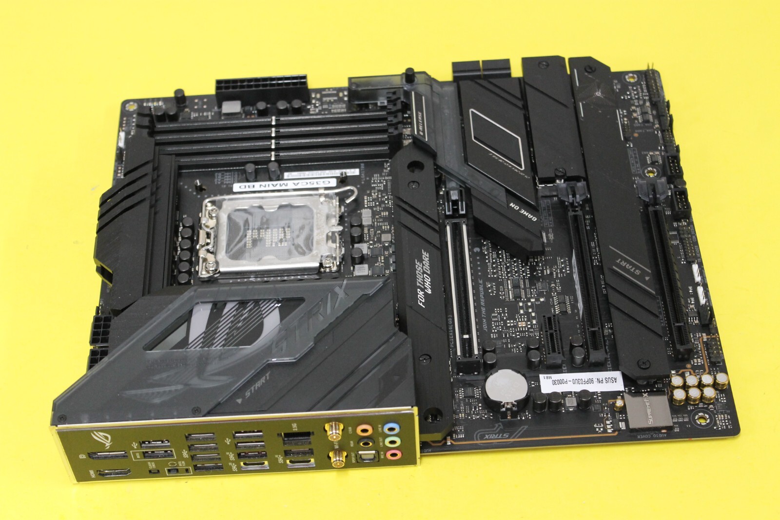Intel i5 12600kf+ ASUS B660 + Corsairメモリ Intel i5 12600kf+ ASUS B660 + Corsairメモリ Intel i5