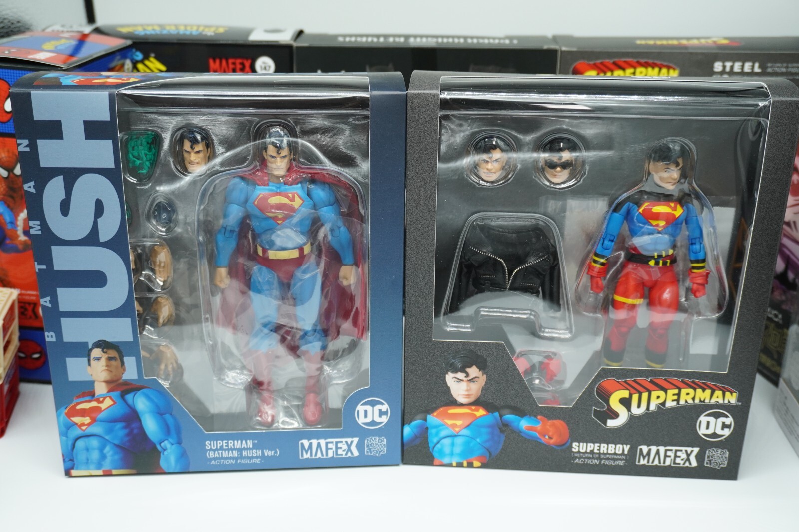 マフェックス No.117 MAFEX SUPERMAN HUSH Ver. MAFEX No.117 SUPERMAN（HUSH Ver.）160mm Action Figure