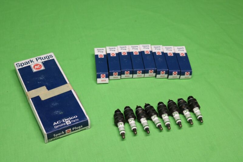 B - Lot Of 8 Nos Ac Acniter R45s Spark Plugs Nos Green Fire Rings General Motors