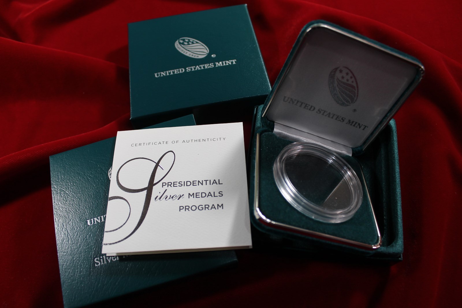2018 PRESIDENTIAL SILVER MEDALS PROGRAM  UNITED STATES MINT PACKAGE,  NO COIN,,,