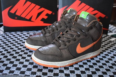 Nike Dunk High - Court Green - Gorge Green - Vivid Orange - SneakerNews.com