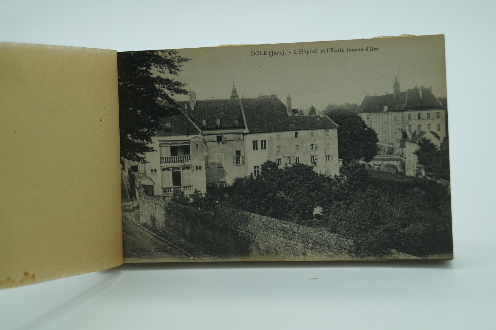 DOLE Book of 24 Unused French Postcards Photos