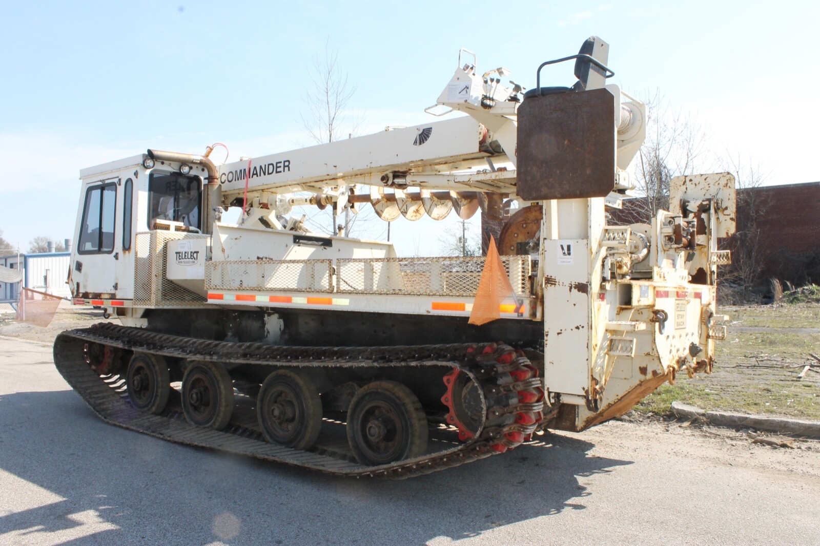 2001 SOFT TRACK DERRICK DIGGER-2100 HRS-RUNS AND OPERATES PERFECTLY-CUMMINS 5.9L