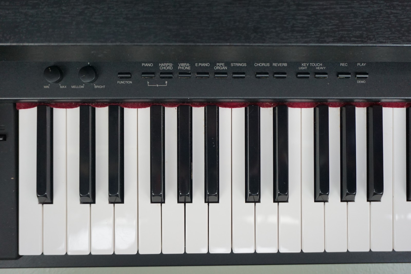 Roland HP-1500  88 key Digital Piano *Used* Local Pickup
