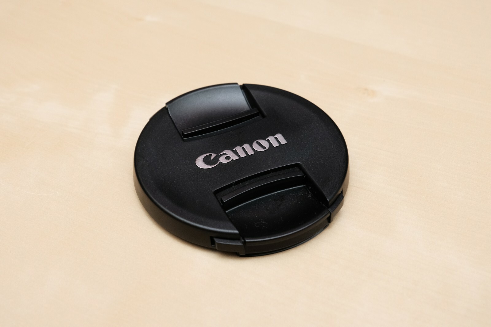 Authentic  Canon Lens Hood EW-83N for RF 24-105mm F/4 L (W/ LENS/BODY DUST CAPS)