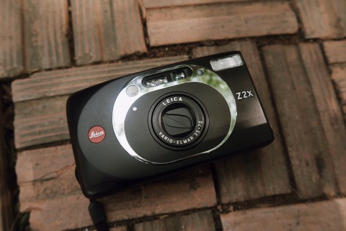 Leica Mini Zoom 35mm Point & Shoot Film Camera 22243180356| eBay Leica Mini Zoom 35mm Point & Shoot Film Camera 22243180356| eBay