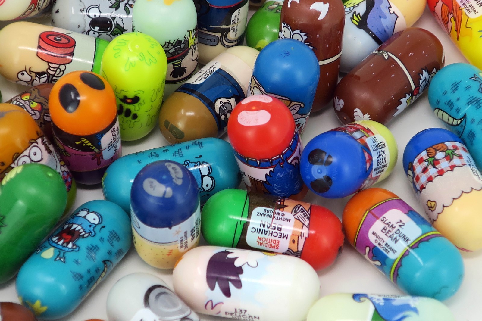 Mighty Beanz Lot of 60 Beans - TMNT Teenage Mutant Ninja Turtles, Blob, Mechanic