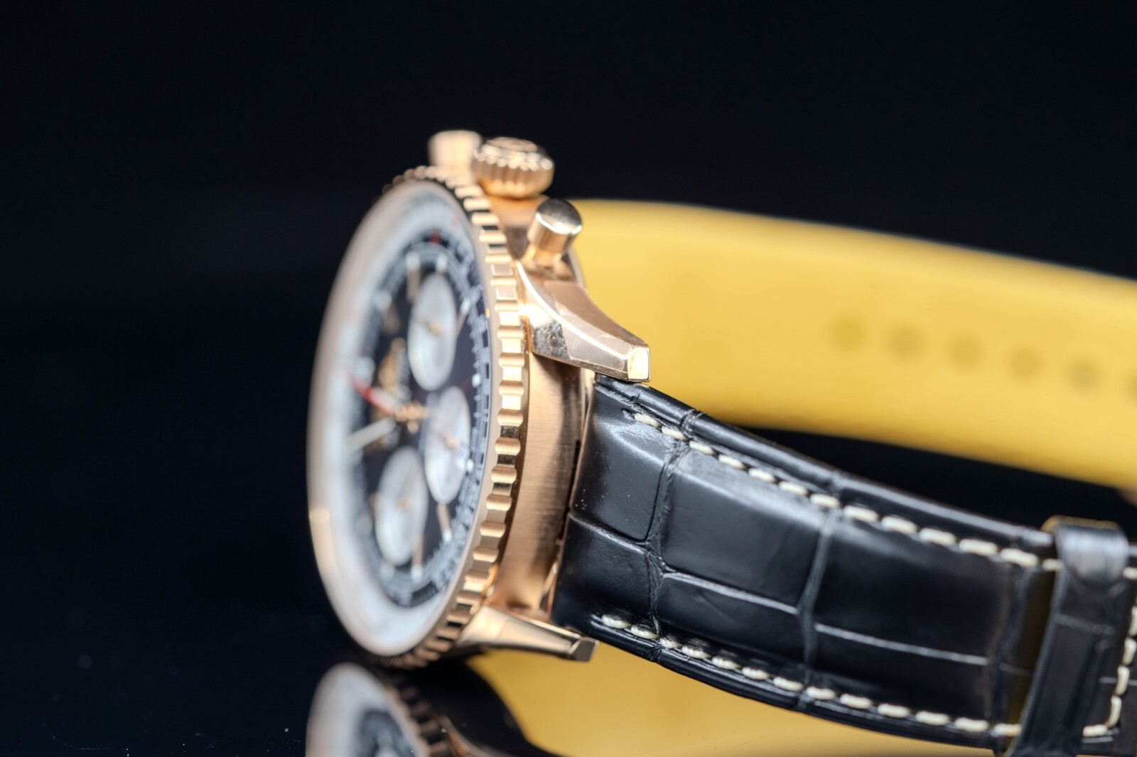 Pre-owned Breitling Navitimer B01 2024 Clean Chronograph Rose Gold Black Rb0138 43mm Watch