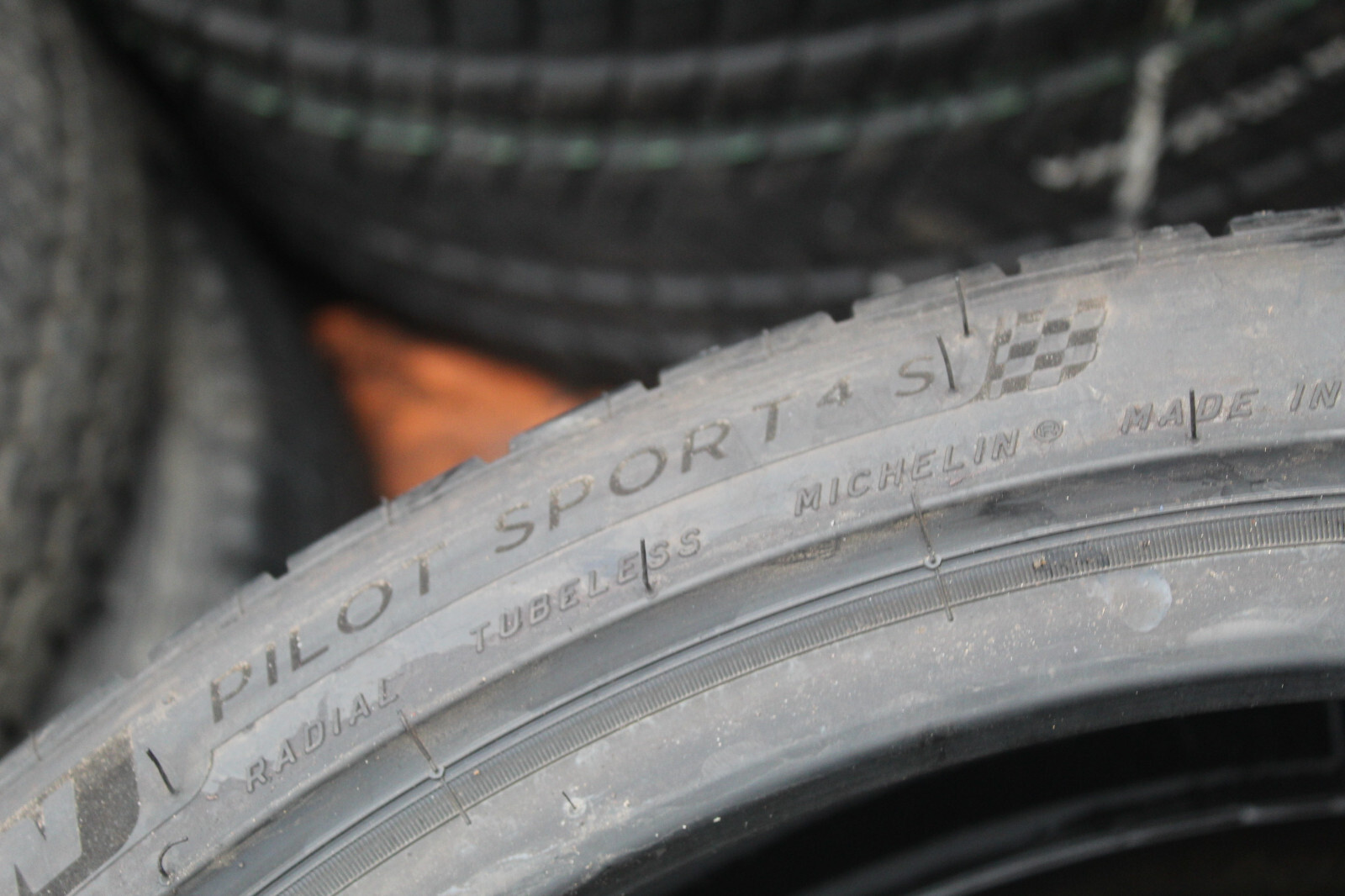 New 225 40 18 Michelin, Pilot Sport 4S, XL 92Y, x1 Single Tyre (F1_tyres) L3266