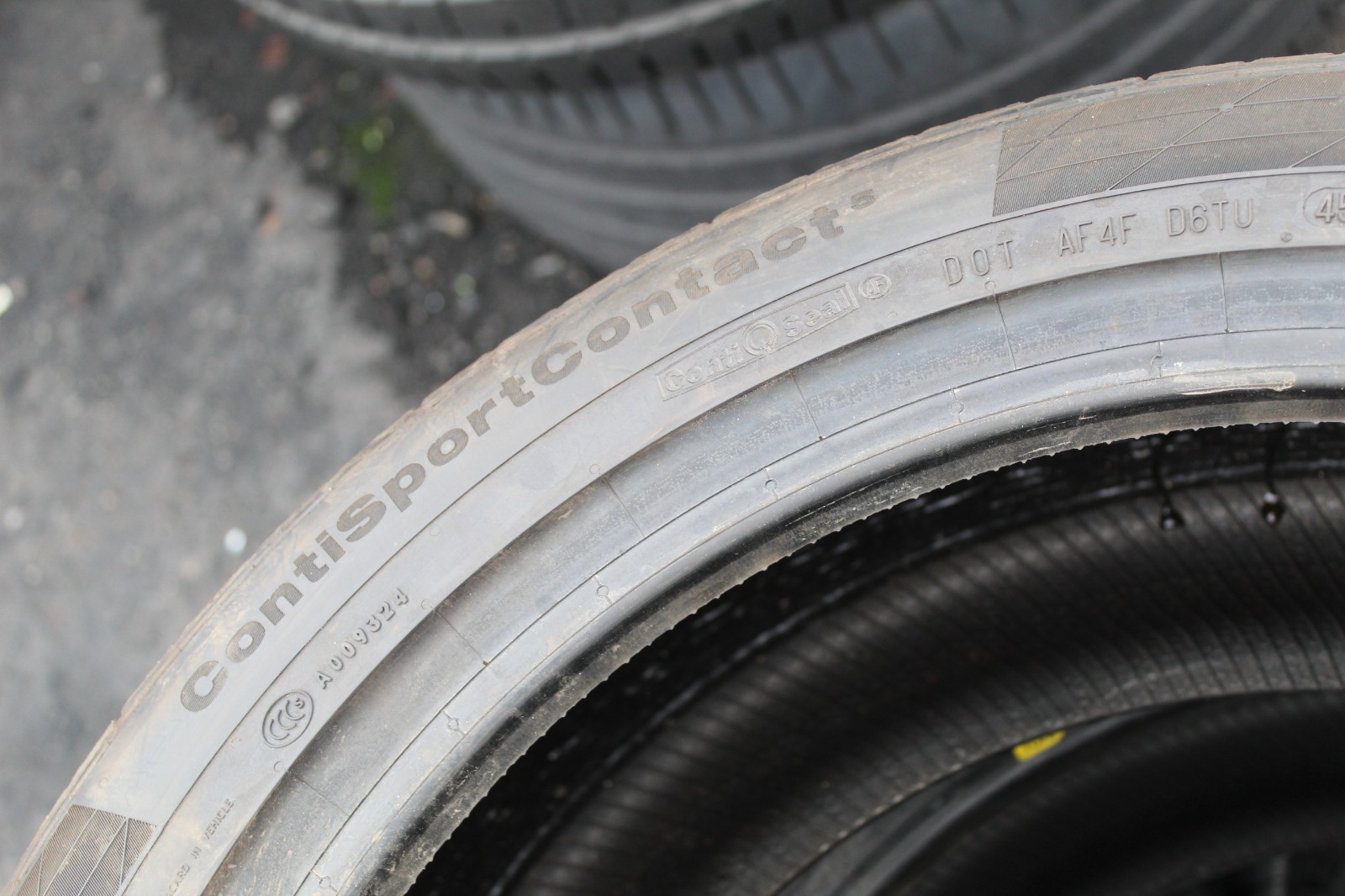 New 225 45 18 Continental, CSC 5, XL, C-Seal, 95W x1 Tyre (F1_tyres) L3666