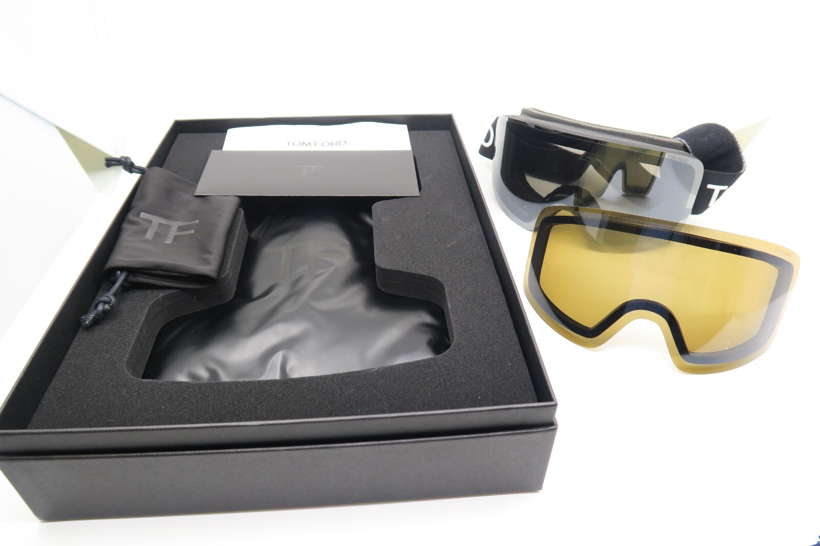 Pre-owned Tom Ford Tf1124 001c Ski Goggles Interchangeable Grey/bronze Photochromic Mask In Grey And Replacement Bronze.