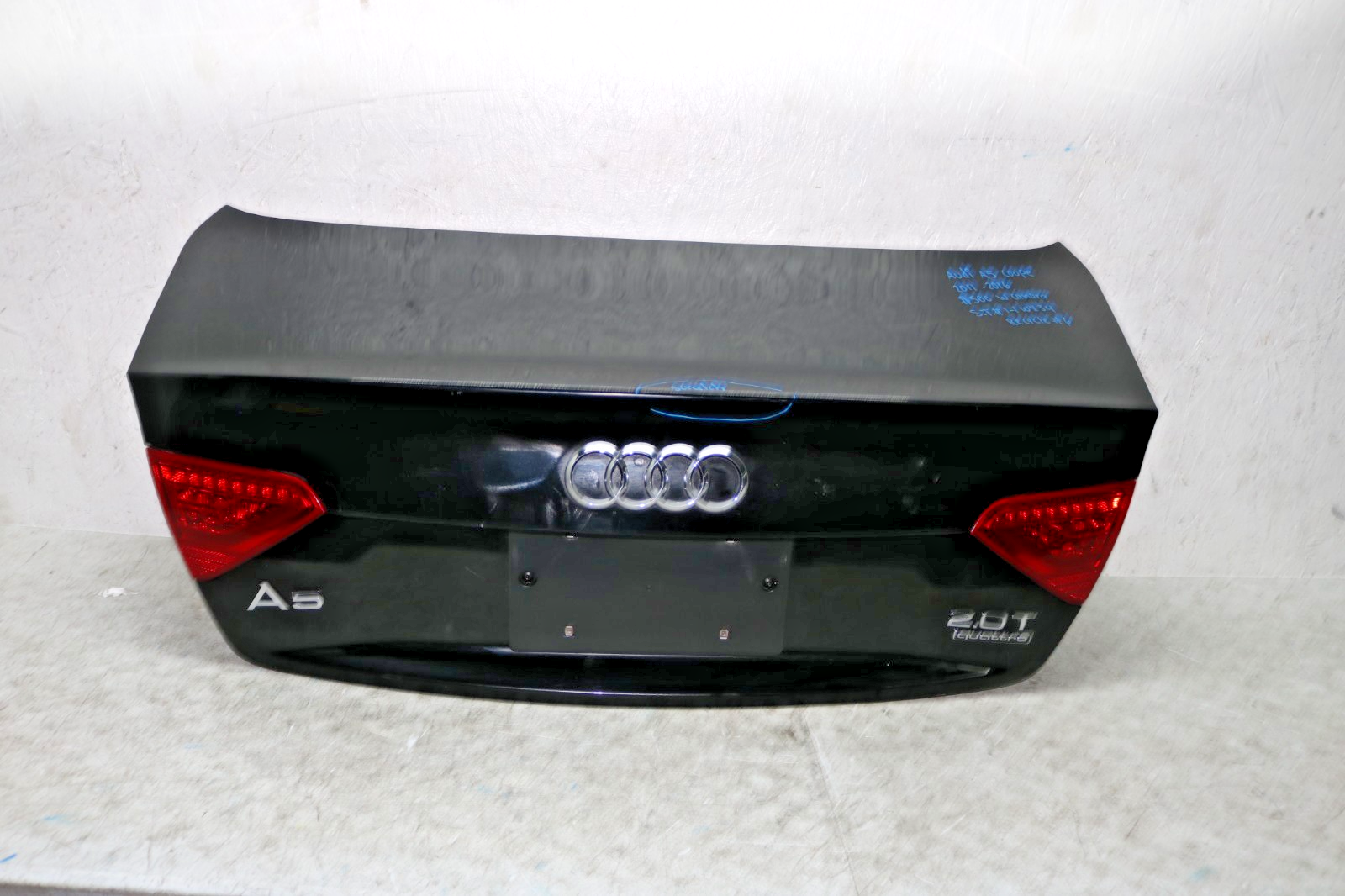 2011 2016 AUDI A5 COUPE REAR TRUNK LID WITH CAMERA OEM