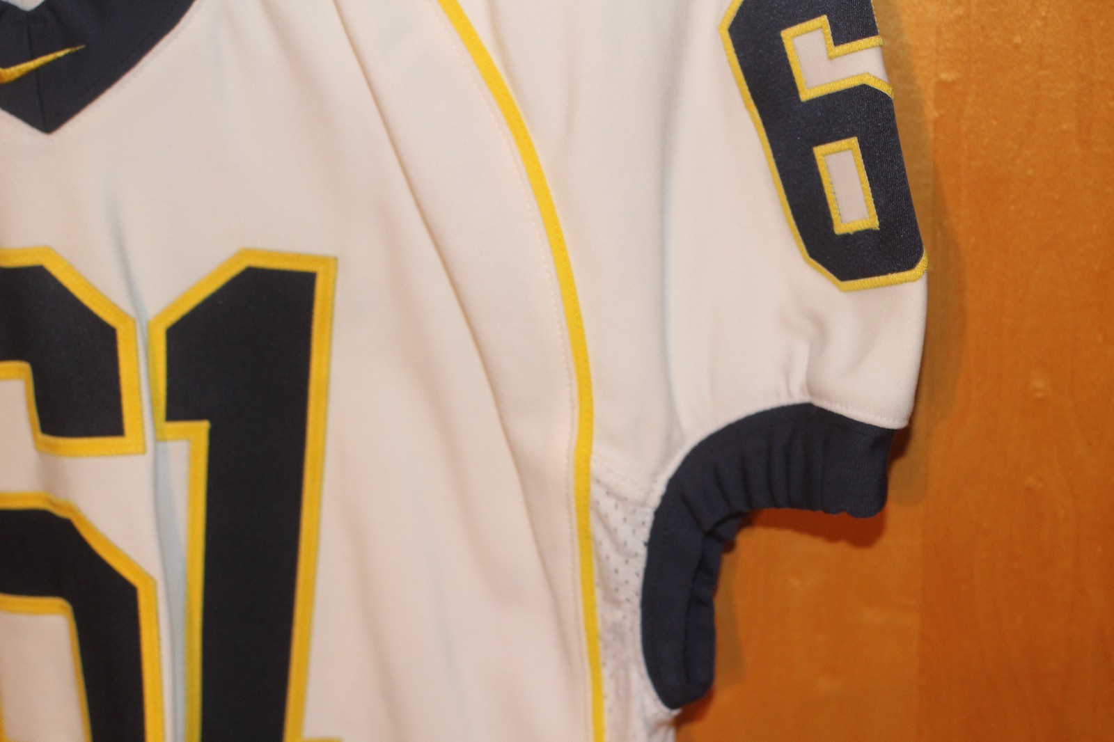 Michigan Wolverines Game Used Football Jersey Nike size 46  #61