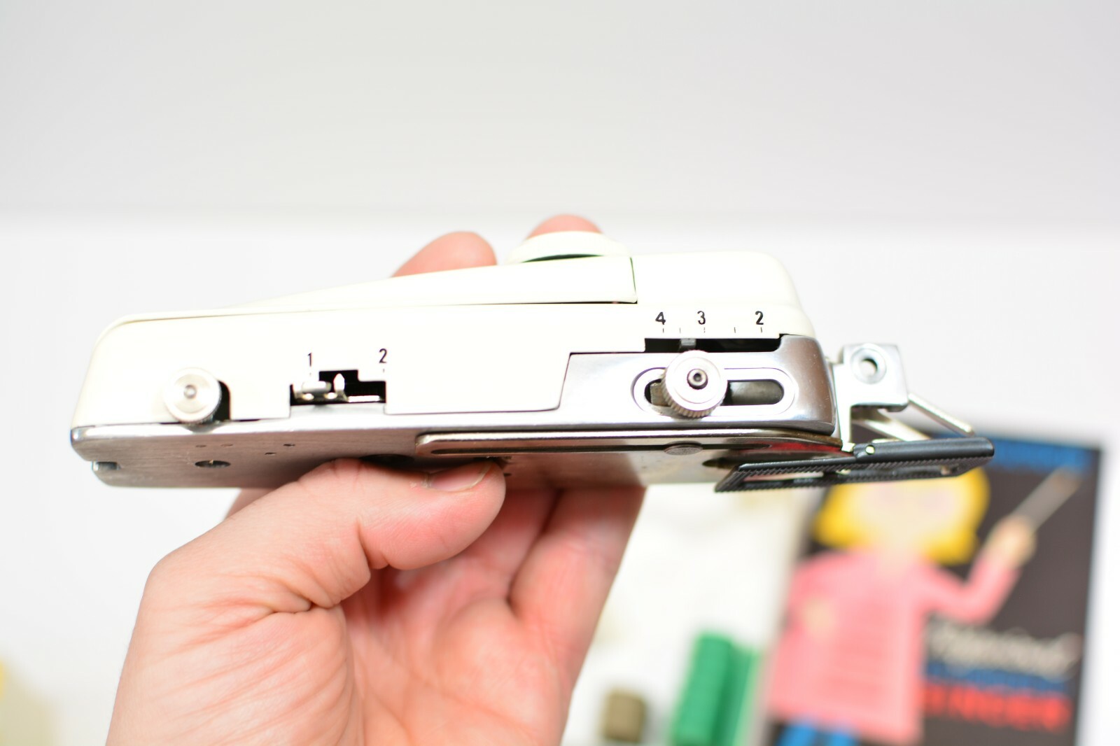 Singer Professional Buttonholer for Slant Needle Zig Zag Sewing Machines #161829