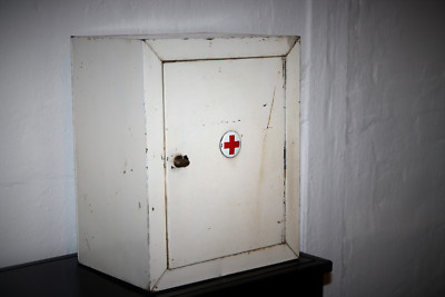 Kaffeeschrank gebraucht kaufen! Nur 3 St. bis -75% günstiger