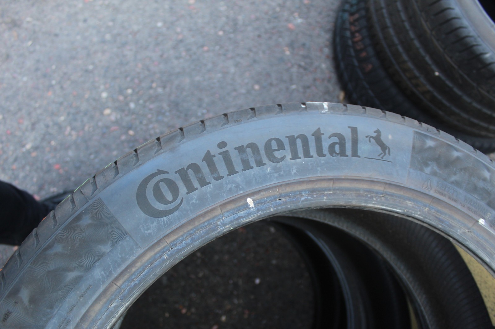 265 45 21 Continental, PC 6, XL, AO, 108H, x2 A Pair 6.5mm (F1_tyres) FO L3746