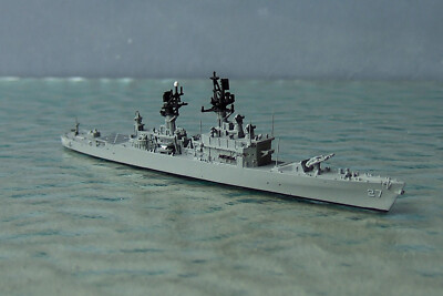 Missile Destroyer USS JOSEPHUS DANIELS Rhenania TF 1:1250 Waterline Ship Model