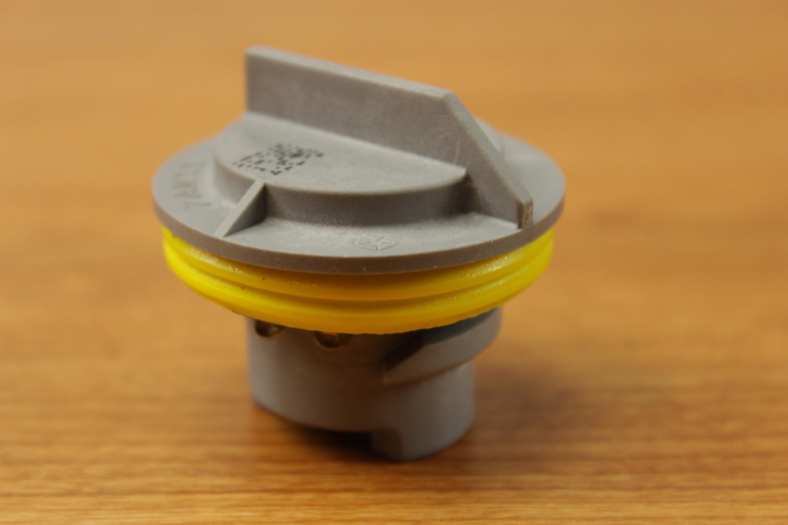 19962007 Chrysler Town & Country Jeep Liberty Tail Light Bulb Socket