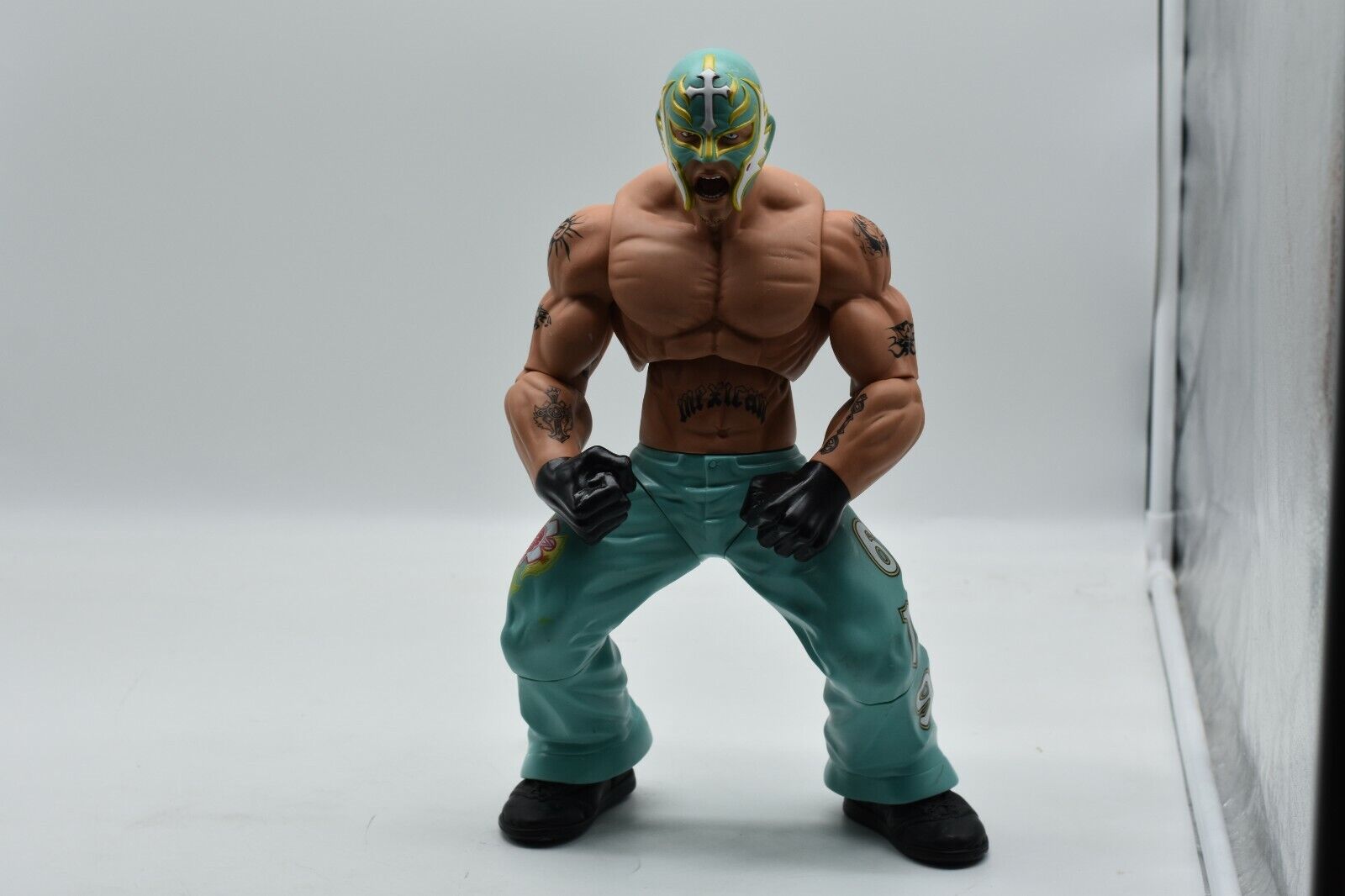 Jakks Pacific WWE Ring Giants Ray Mysterio series 5 14 inch