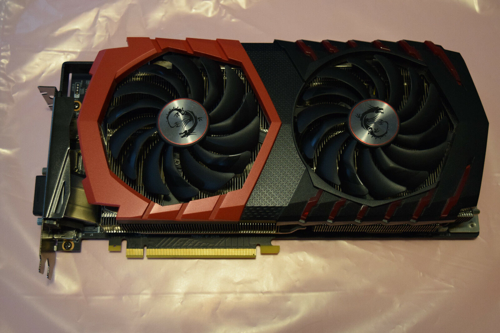 Видеокарта msi geforce gtx 1080 ti Видеокарта msi geforce gtx 1080 ti