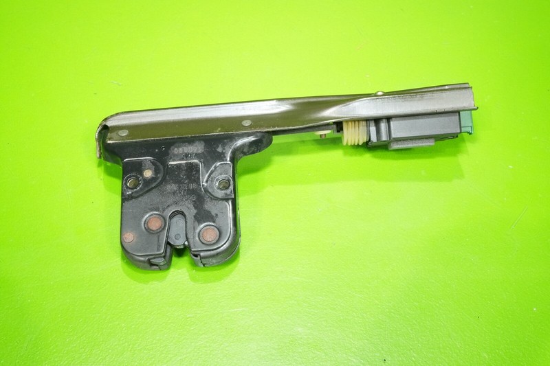 00-06 Audi TT OEM rear back hatch trunk latch lock release catch Mk1