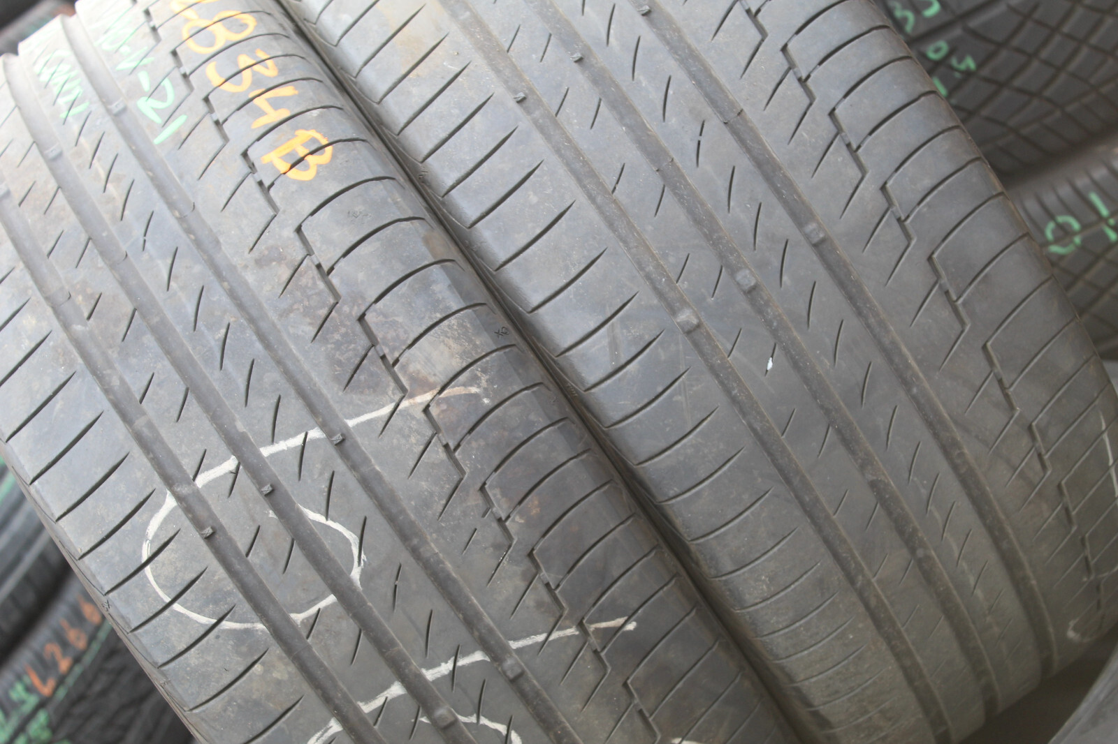245 45 19 Continental, PC 6, MO-V, XL, 102Y, x2 A Pair 5.5mm (F1_tyres) L2834