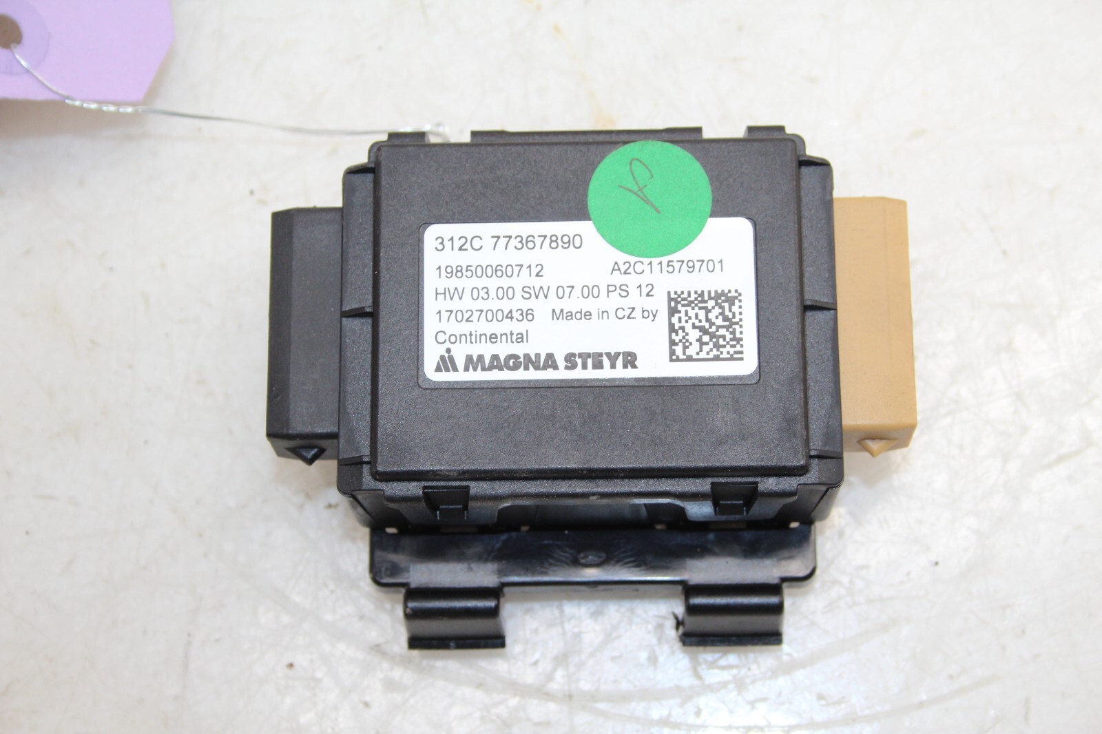 2017 Fiat 500 Abarth Convertible Top Control Module 77367890