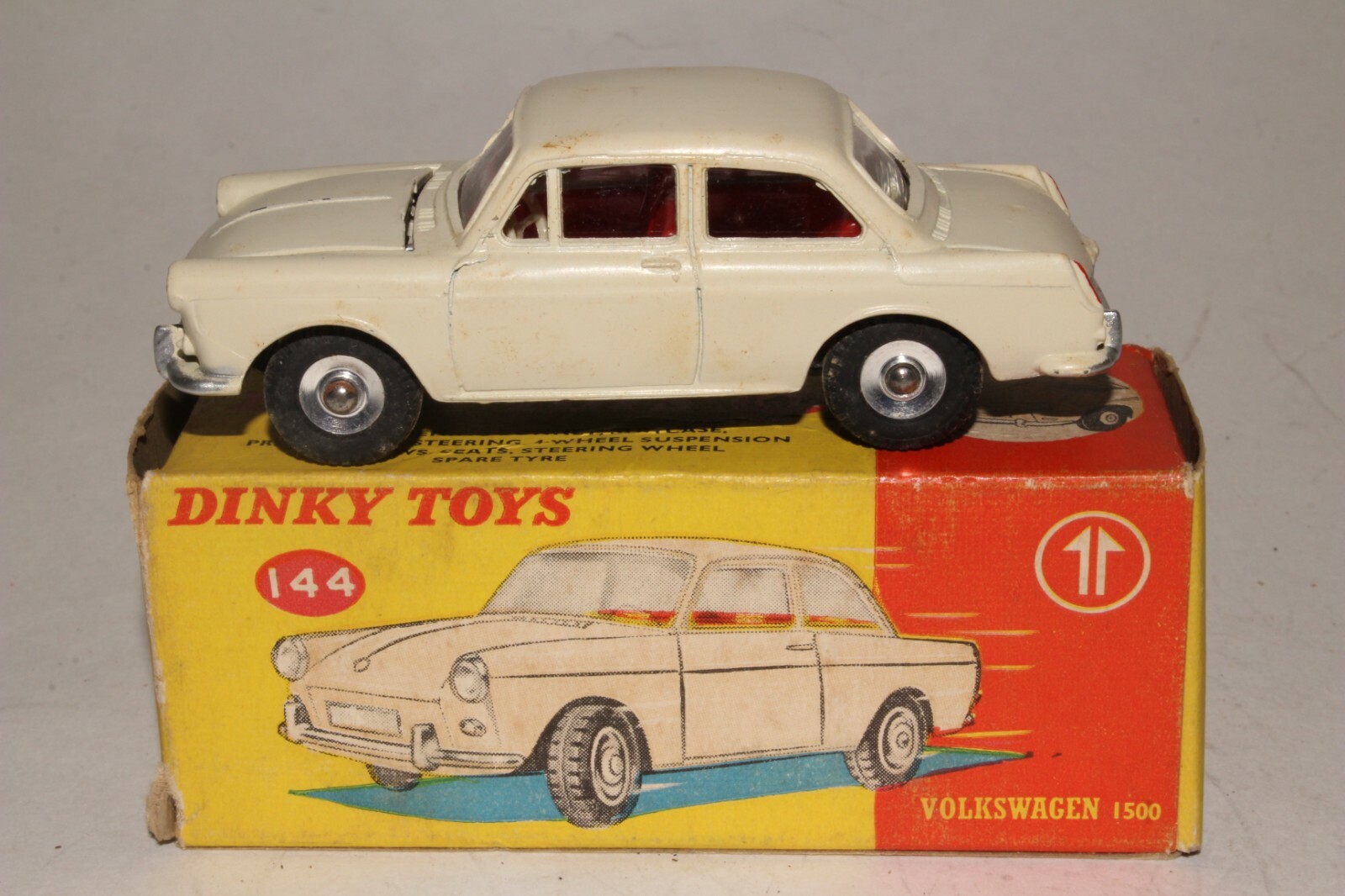 ミニカー DINKY TOYS 1/43 VOLKSWAGEN DE LUXE DINKY TOYS 1/43 フォルクスワーゲン ビートル ブルー