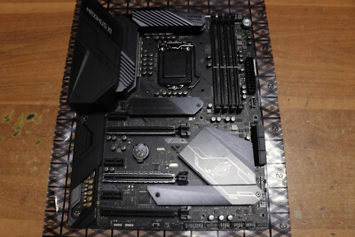 ASUS Maximus XI Hero (Wi-Fi) 8th/9th Gen LGA 1151 ATX Z390 Motherboard M11H