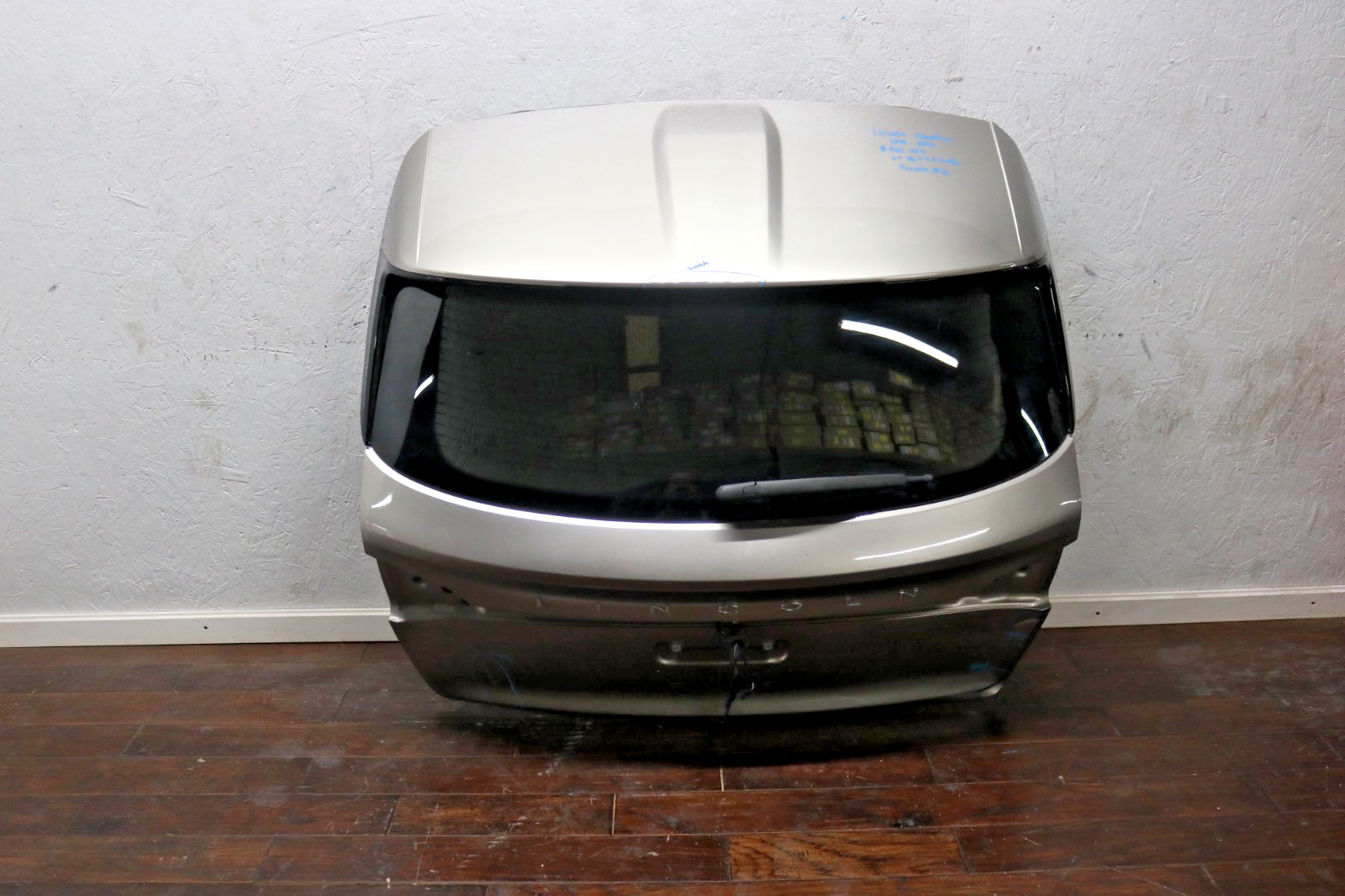 2019 2023 LINCOLN NAUTILUS REAR LIFT GATE OEM
