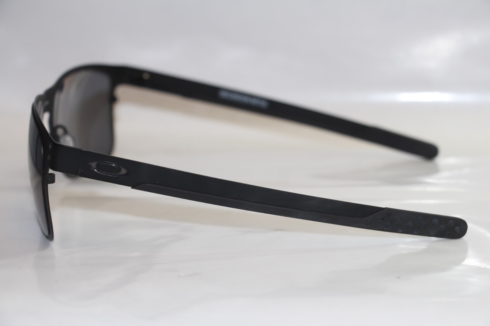 Authentic Oakley OO4123-01 Holbrook Metal Matte Black Grey Solid Sunglasses