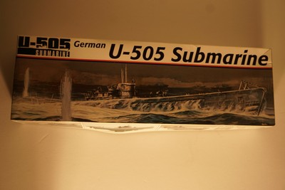 Revell 3102 German U-505 Submarine. Sealed. 14 1/2 long. No scale.
