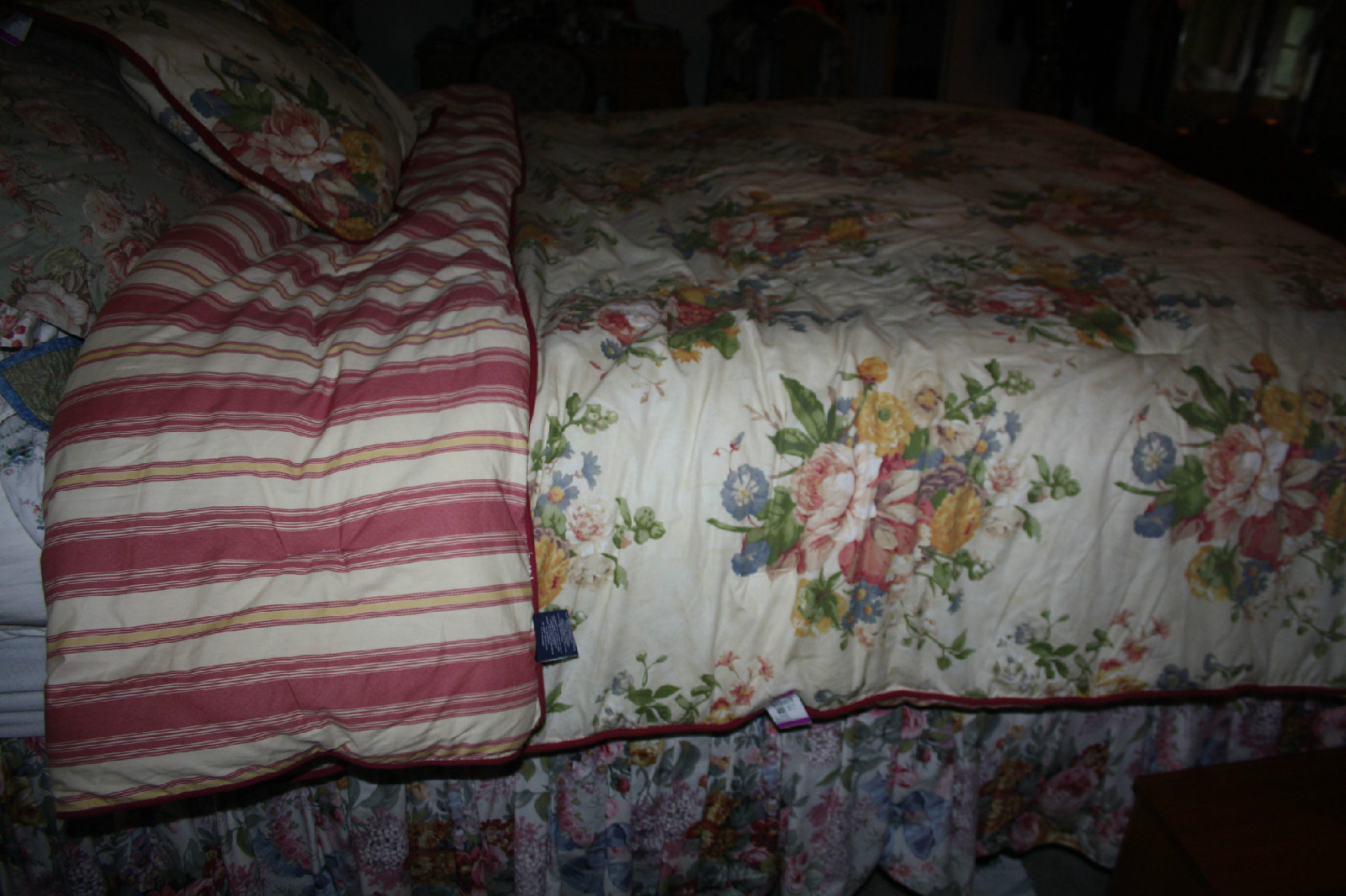 Ralph Lauren polo CHAPS HOME BRITTANY FLORAL QUEEN comforter  w pillow sham