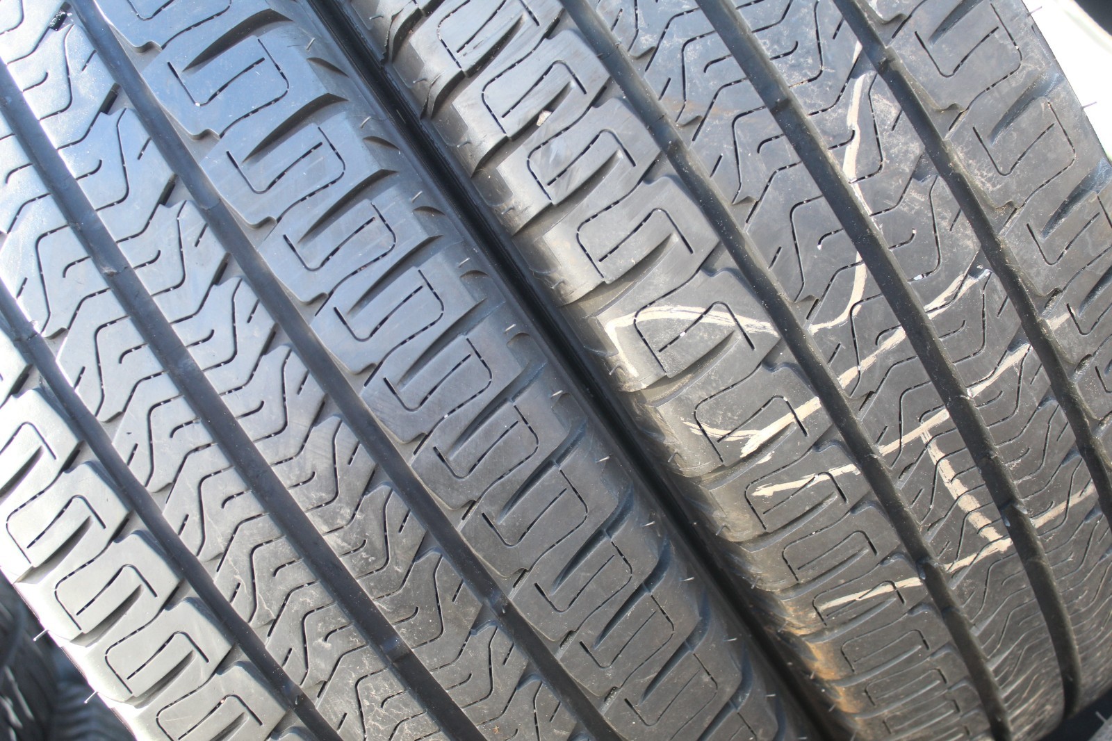 225 75 16CP Michelin, Agilis Camping, 116Q, x2 A Pair 8.1mm (F1_tyres) L3833