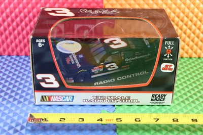 2005 NASCAR Dale Earnhardt Team Up #3 1:32 Radio Control 27MHz Stock Car