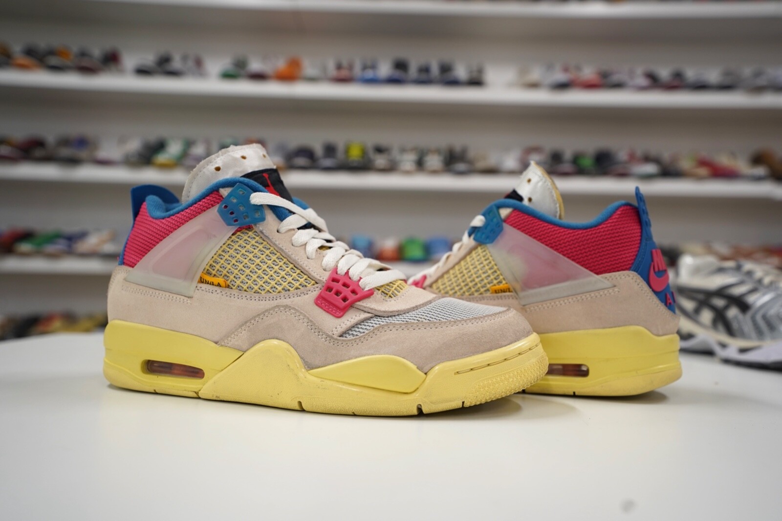 UNION × NIKE AIR JORDAN 4 Guava Ice $_57.JPG?set_id=880000500F