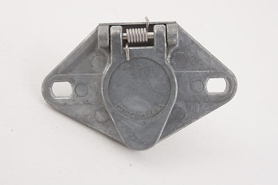 Pollak 6 Pin Female Trailer Plug Socket USA Cast Metal (RT2) Bumper Mount Rear