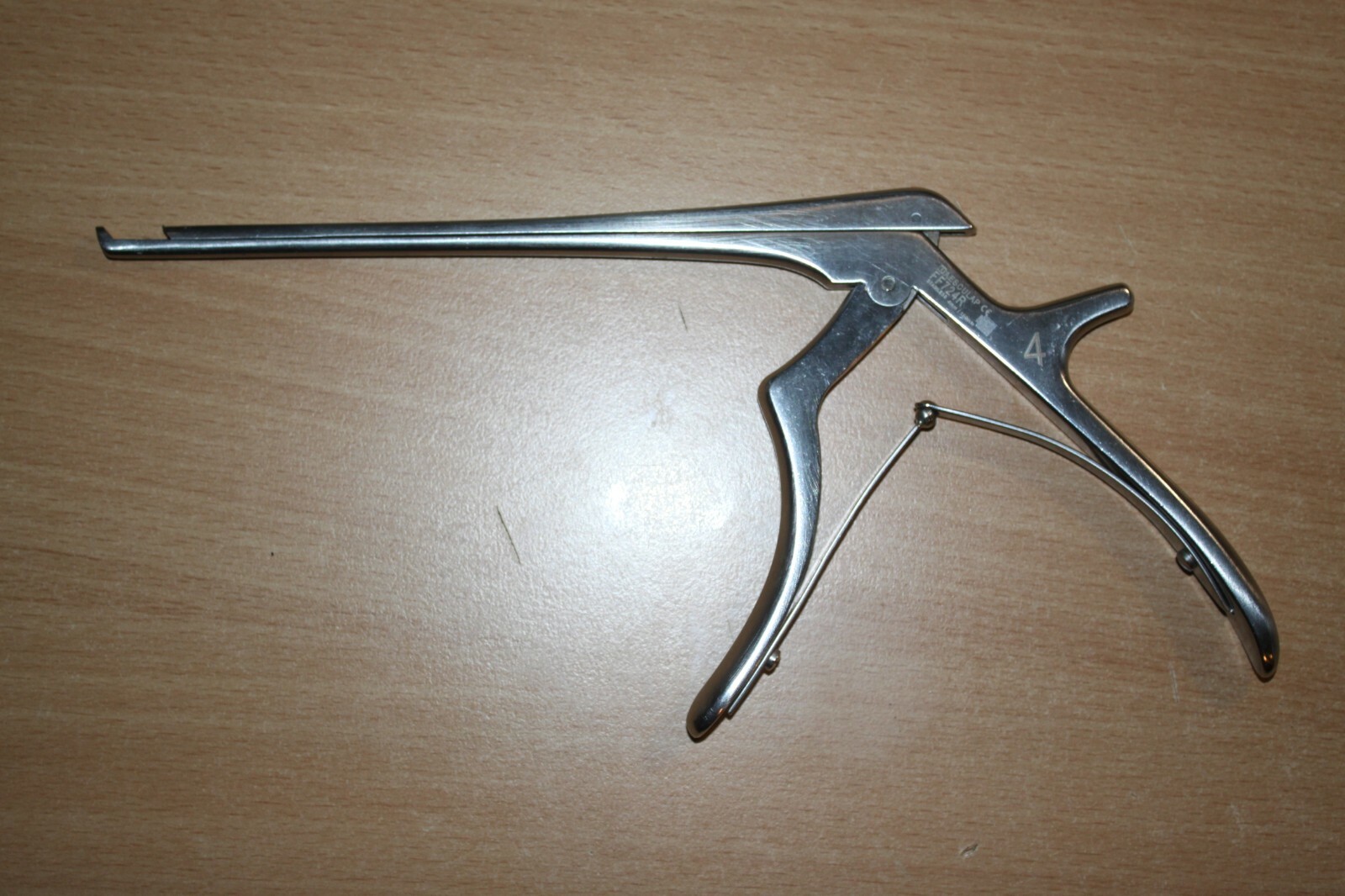 Aesculap FF724R Surgical Kerrison Bone Puncher Rongeur 4mm