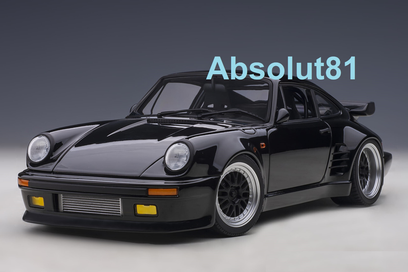 AUTOart 1/18 Porsche ポルシェ 911 3.3 ターボ Amazon | AUTOart オートアート 1/18 Porsche ミニカー 911 930