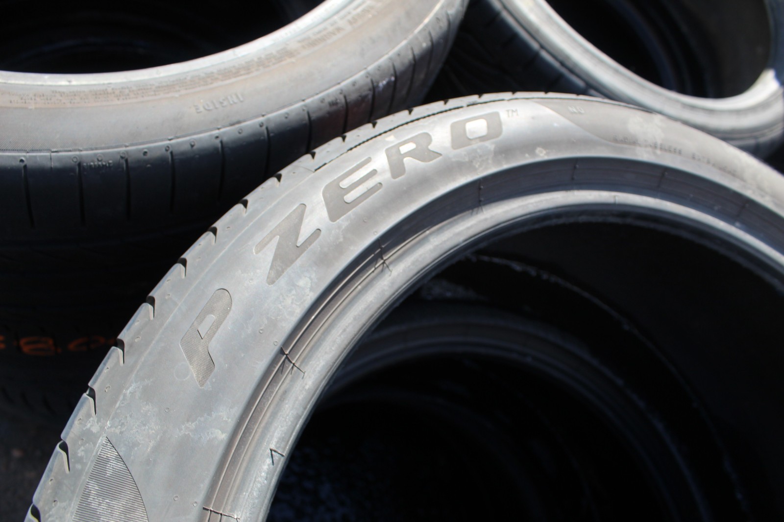 315 35 21 Pirelli, P Zero, MO, 111Y, x2 A Pair 6.2mm (F1_tyres) L3805