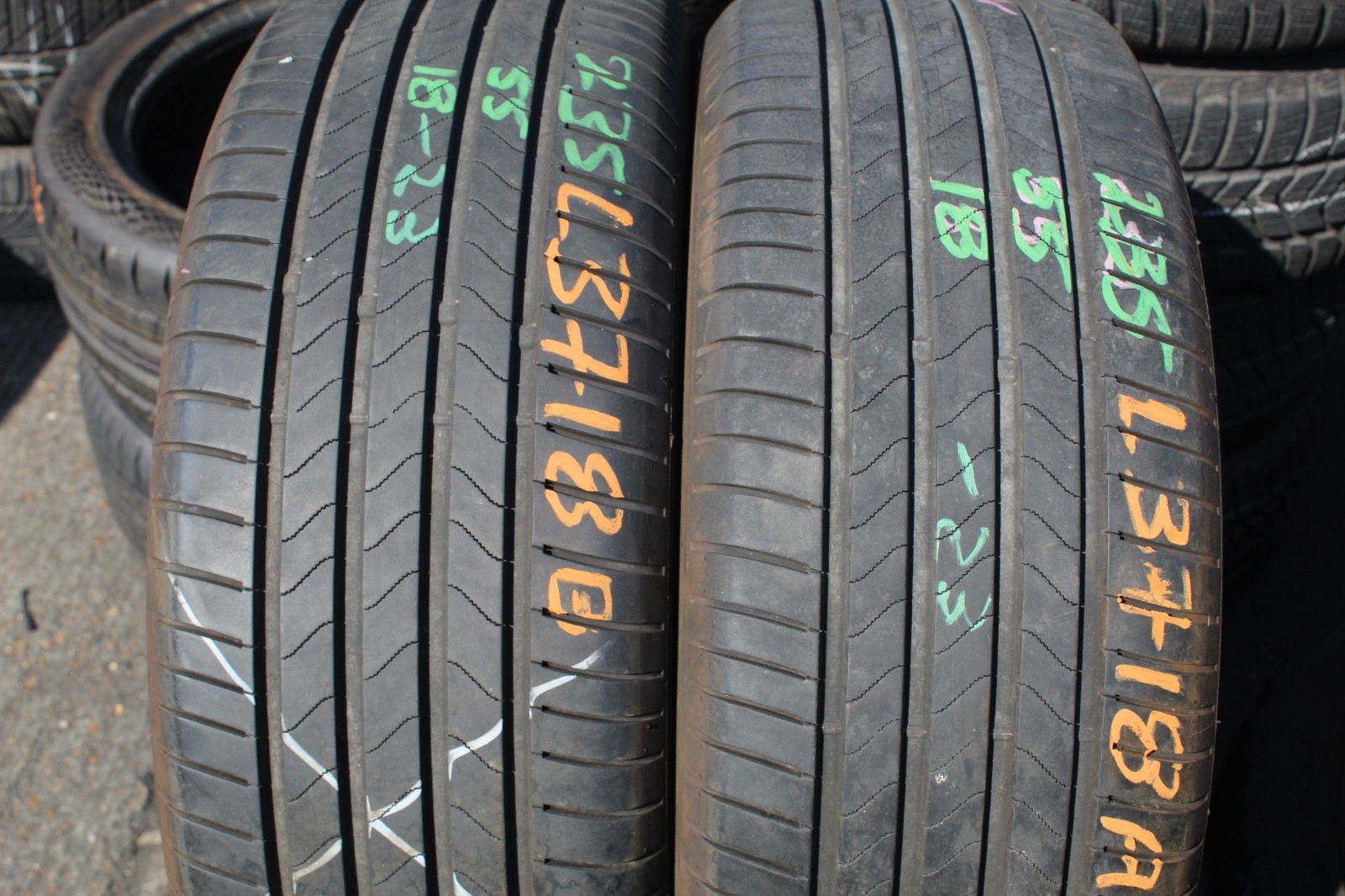 235 55 18 Bridgsetone, Turanza 6 Enliten, 100V, x2 A Pair 7.0mm (F1_tyres) L3718