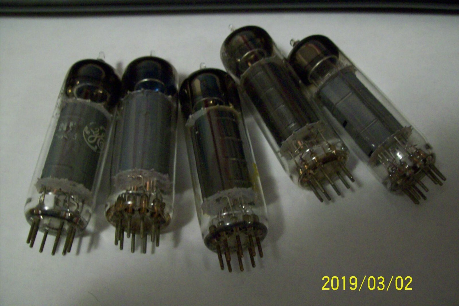6GK6 TUBES TOTAL OF 5 ( 1 LOT 1 PRICE)