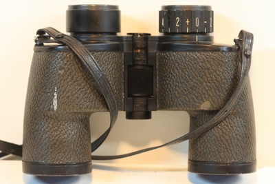 BUSHNELL  (FUJI)  CUSTOM  7 X 35  BINOCULARS    brilliant  view out