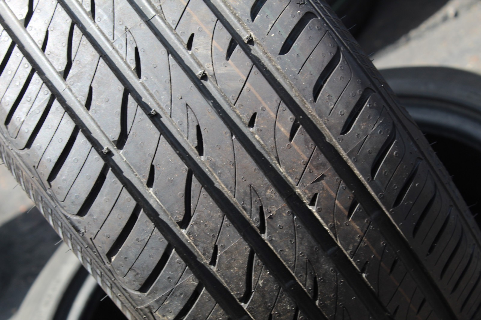 New 225 40 18 ESA Tecar, Spirit Pro, XL, 92Y, x1 Single Tyre (F1_tyres) L3586
