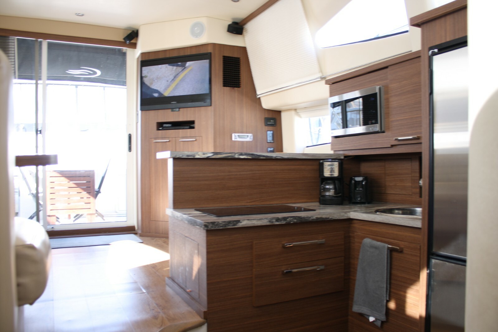 2006 carver 33 ss