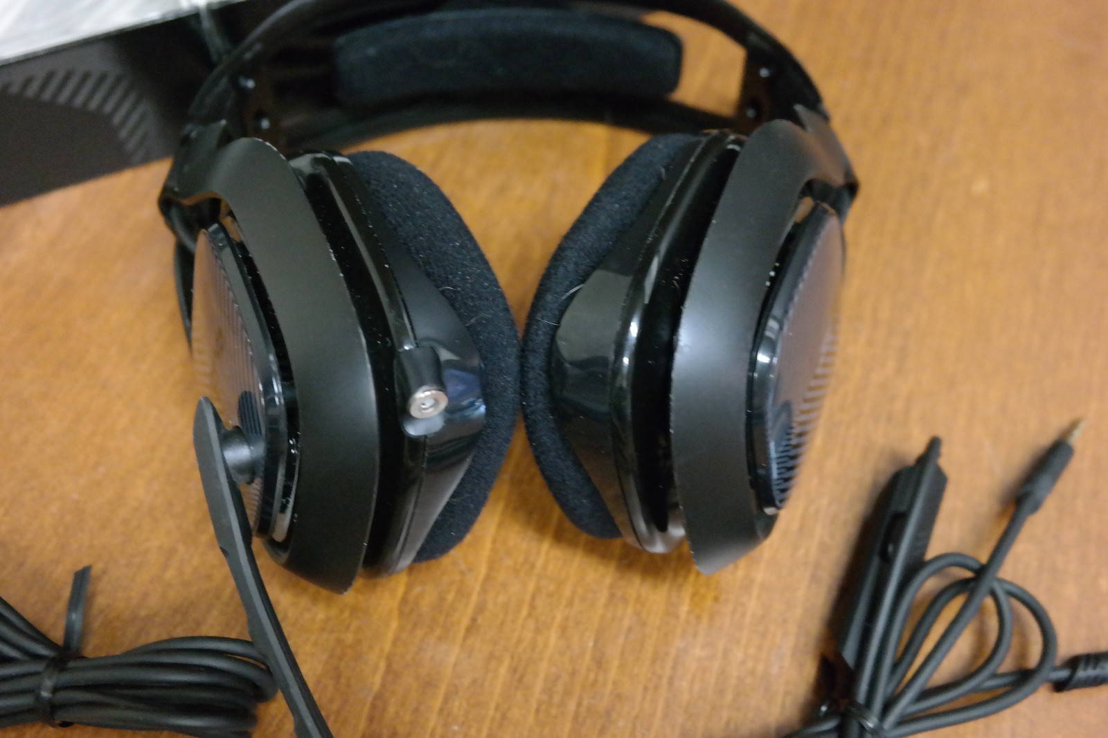 ASTRO Gaming A40 TR Gaming Headset for Xbox One, PS4, PC Black (08)