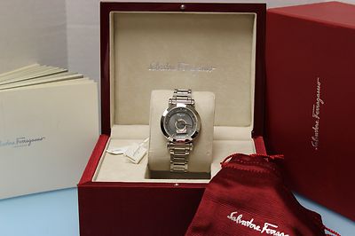 Pre-owned Ferragamo Salvatore  Women's Fq4070013 Minuetto Rotating Gancino Diamond Watch In Dim Gray