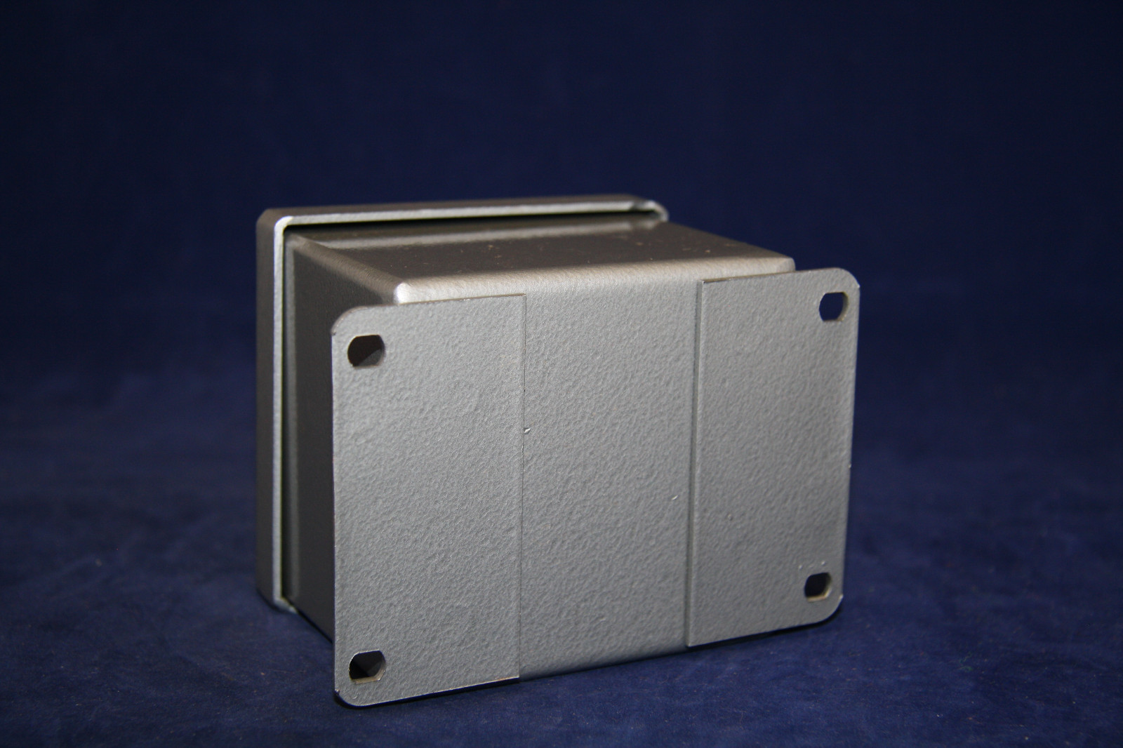 Hoffman E-1PB Oil Tight Pushbutton Enclosure w/ Grey Hammertone Finish